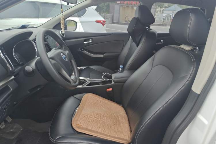 Used Venucia T70 2016 1.6L Manual Ruixing Edition Left Front Seat