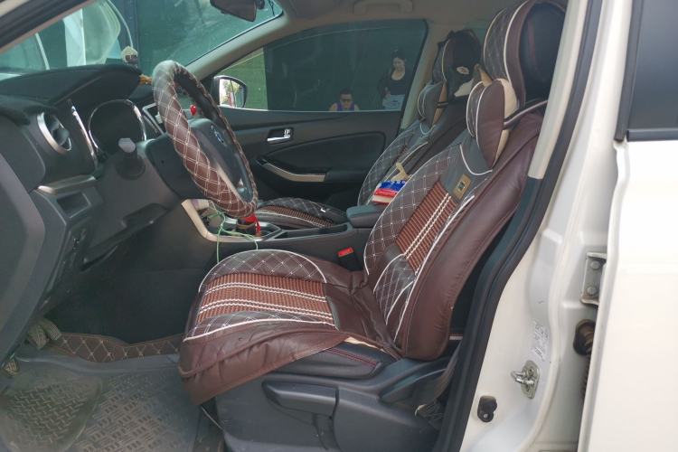 Used Venucia T70 2016 1.6L Manual Ruixing Edition Left Front Seat