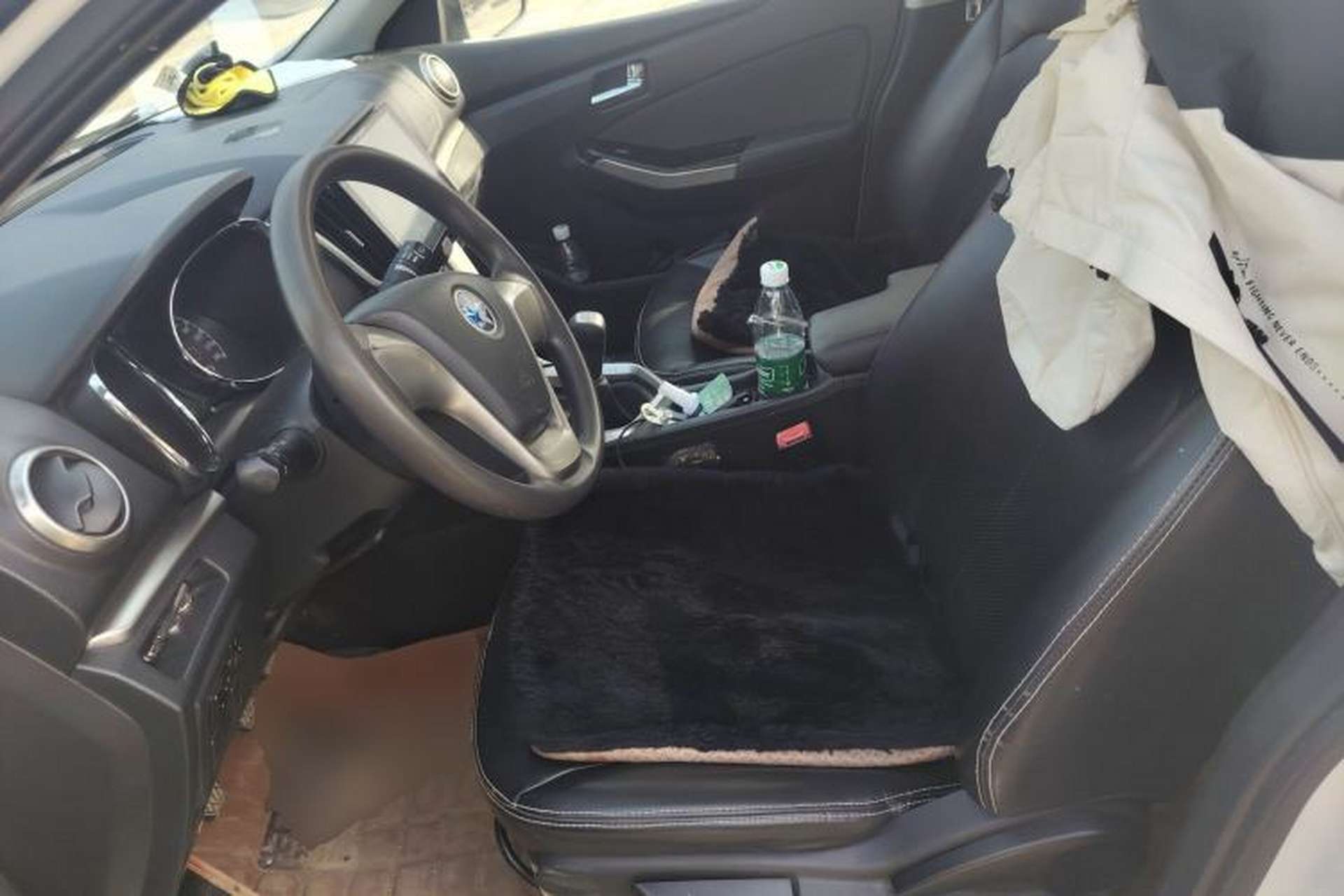 Used Venucia T70 2016 1.6L Manual Ruixing Edition Left Front Seat