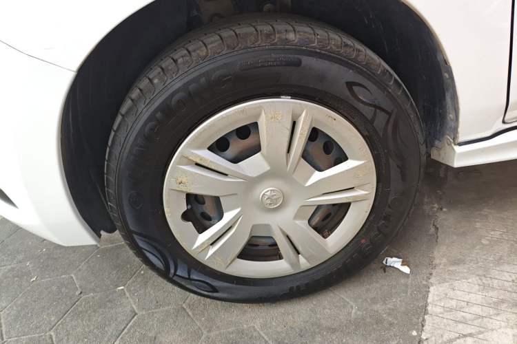 Used Venucia T70 2016 1.6L Manual Ruixing Edition Left Front Wheel Hub