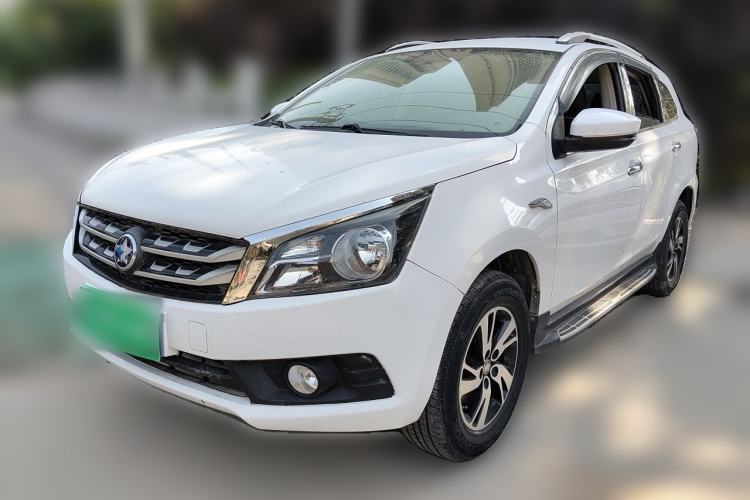 Used Venucia T70 2016 1.6L Manual Ruixing Edition Guazi used car, China used car export, Used car for sale, Used  cars, Cheapest cars for sale
