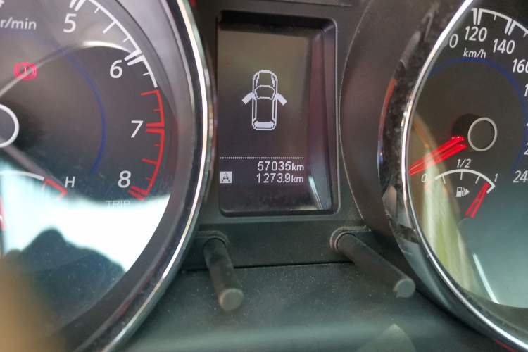 Used Venucia T70 2016 1.6L Manual Ruixing Edition Odometer Close Up