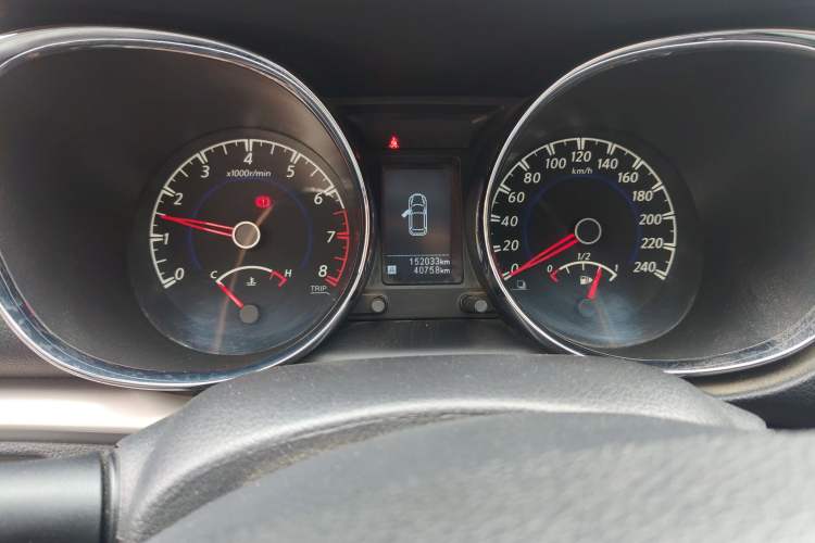 Used Venucia T70 2016 1.6L Manual Ruixing Edition Odometer Close Up