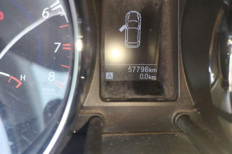 Used Venucia T70 2016 1.6L Manual Ruixing Edition Odometer Close Up