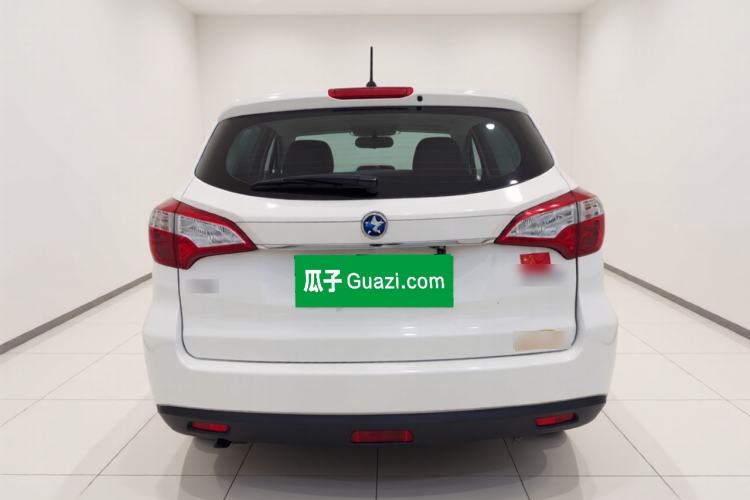 Used Venucia T70 2016 1.6L Manual Ruixing Edition Rear