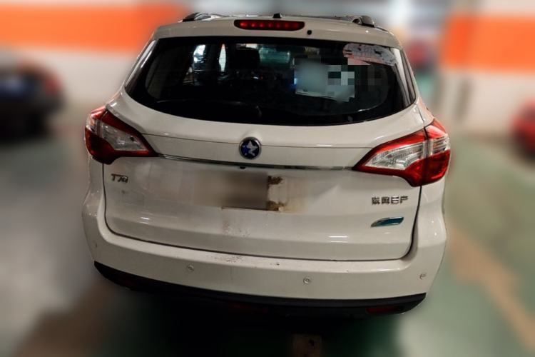 Used Venucia T70 2016 2.0L CVT Smart Edition Rear