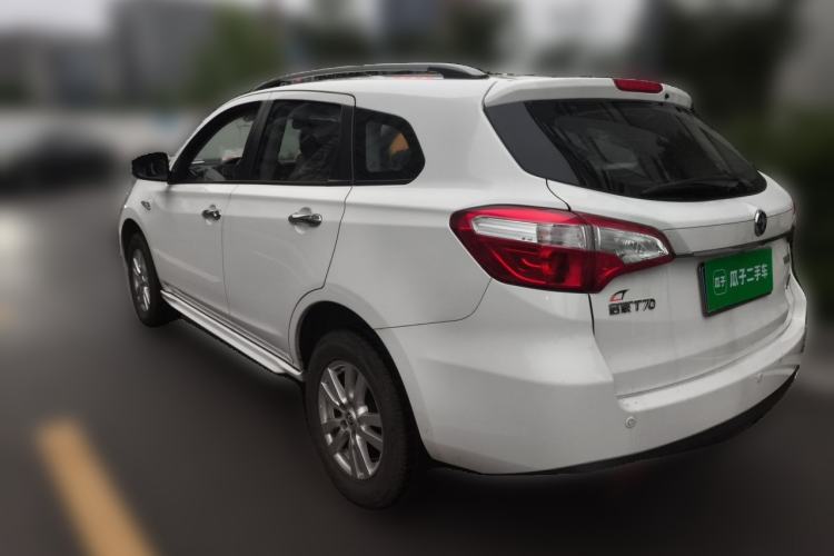 Used Venucia T70 2016 2.0L CVT Smart Choice Edition Rear Left 45 Deg