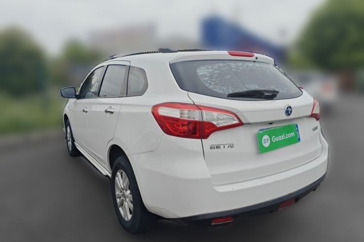 Used Venucia T70 2016 1.6L Manual Ruixing Edition Rear Left 45 Deg