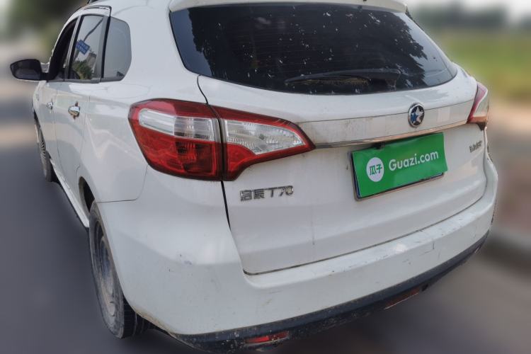 Used Venucia T70 2016 1.6L Manual Ruixing Edition Rear Left 45 Deg