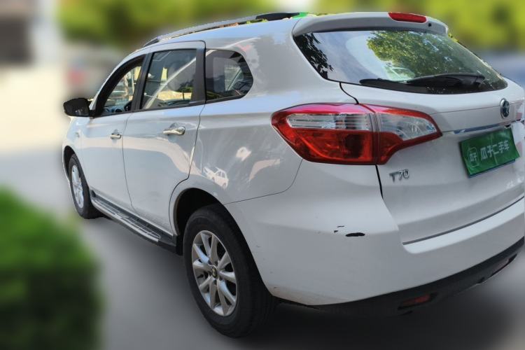 Used Venucia T70 2016 1.6L Manual Ruixing Edition Rear Left 45 Deg