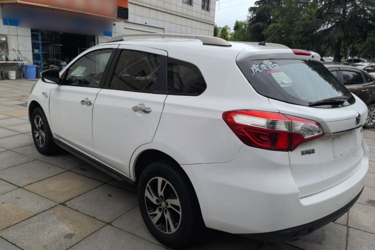 Used Venucia T70 2016 1.6L Manual Ruixing Edition Rear Left 45 Deg