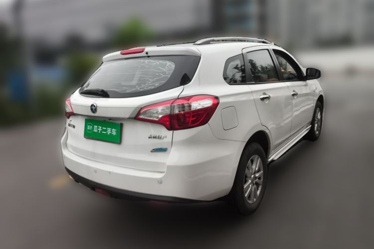 Used Venucia T70 2016 2.0L CVT Smart Choice Edition Rear Right 45 Deg