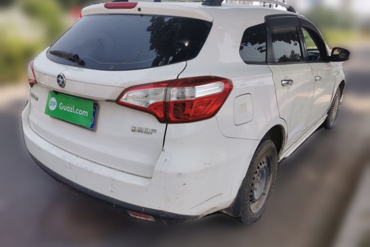 Used Venucia T70 2016 1.6L Manual Ruixing Edition Rear Right 45 Deg