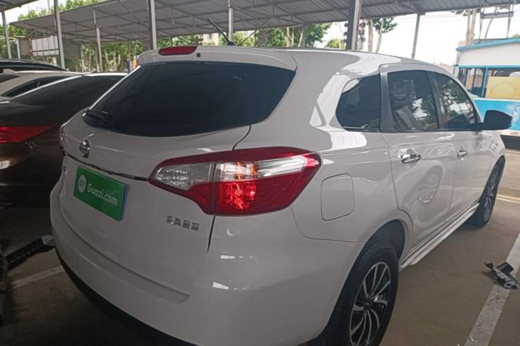 Used Venucia T70 2016 1.6L Manual Ruixing Edition Rear Right 45 Deg