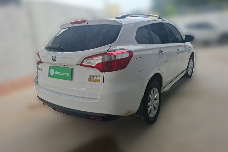 Used Venucia T70 2016 1.6L Manual Ruixing Edition Rear Right 45 Deg