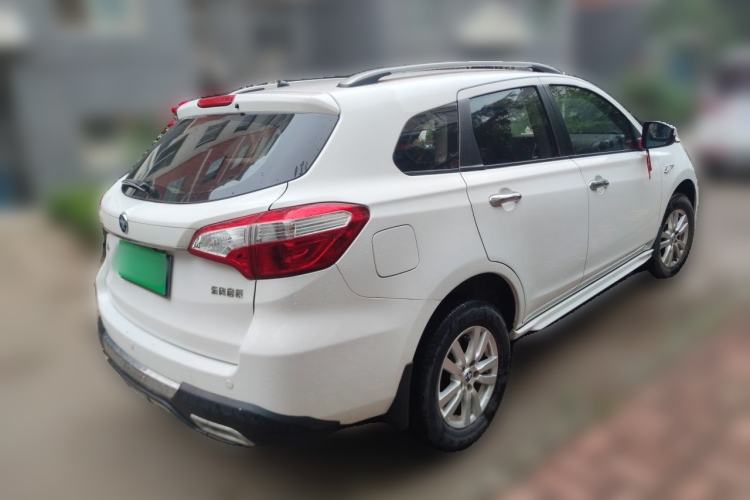 Used Venucia T70 2016 2.0L Manual RuiQu Version Rear Right 45 Deg
