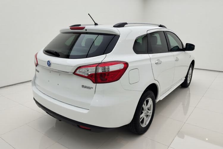 Used Venucia T70 2016 1.6L Manual Ruixing Edition Rear Right 45 Deg