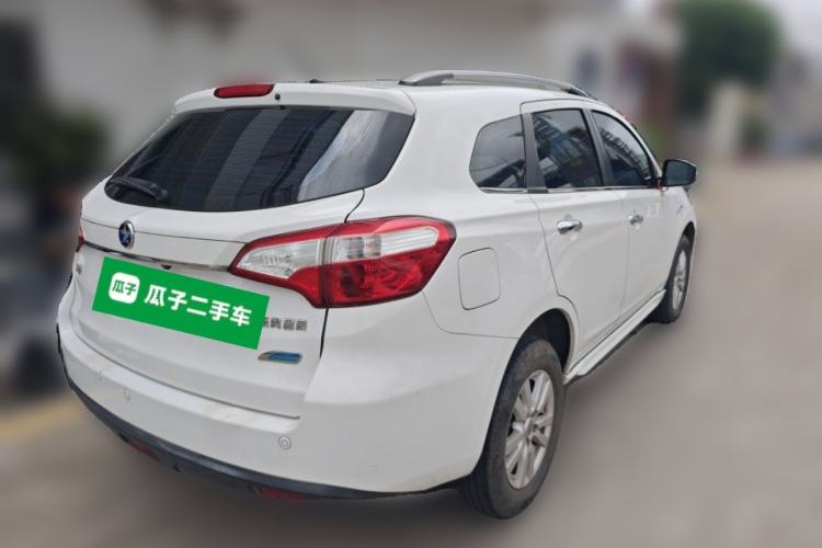 Used Venucia T70 2016 2.0L CVT Smart Choice Edition Rear Right 45 Deg