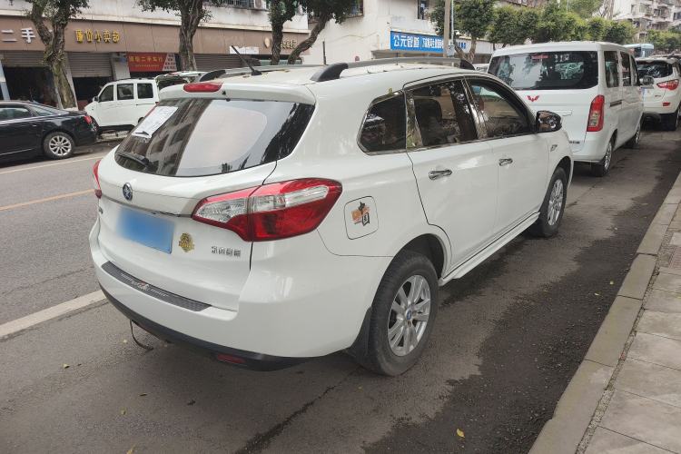 Used Venucia T70 2016 1.6L Manual Ruixing Edition Rear Right 45 Deg