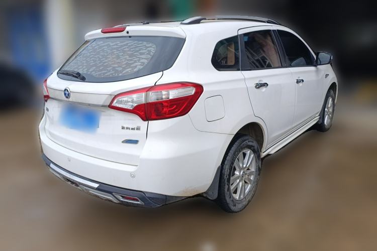 Used Venucia T70 2016 2.0L CVT Smart Choice Edition Rear Right 45 Deg