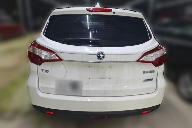 Used Venucia T70 2016 2.0L CVT Smart Edition Rear