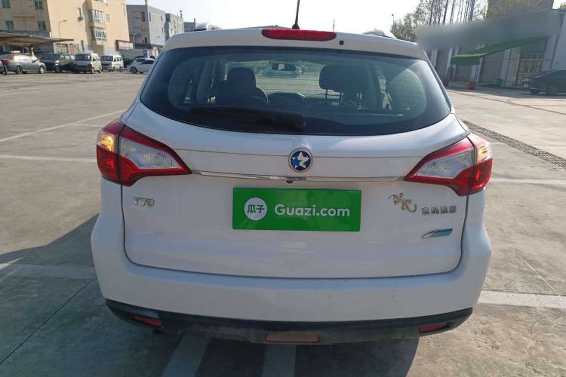 Used Venucia T70 2016 2.0L CVT Smart Edition Rear