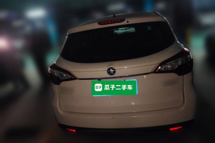 Used Venucia T70 2016 1.6L Manual Ruixing Edition Rear