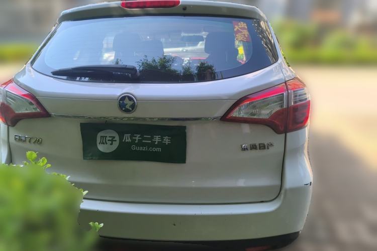 Used Venucia T70 2016 1.6L Manual Ruixing Edition Rear