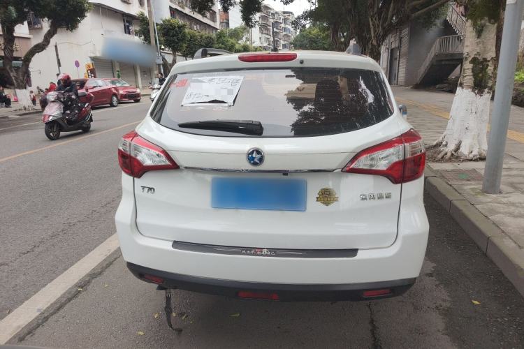 Used Venucia T70 2016 1.6L Manual Ruixing Edition Rear