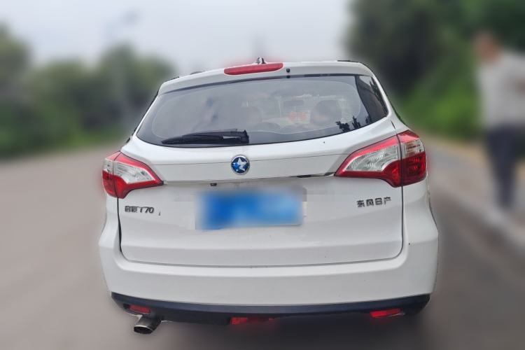 Used Venucia T70 2016 1.6L Manual Ruixing Edition Rear