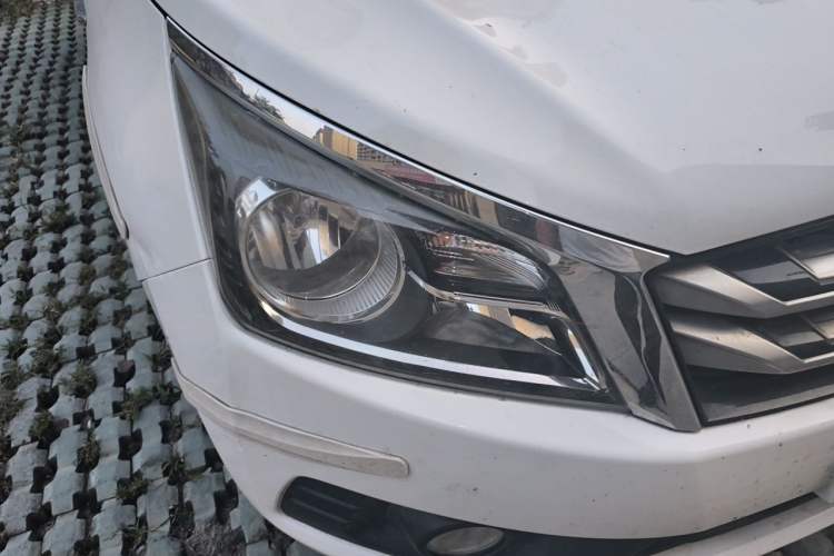 Used Venucia T70 2016 1.6L Manual Ruixing Edition Right Front Headlight