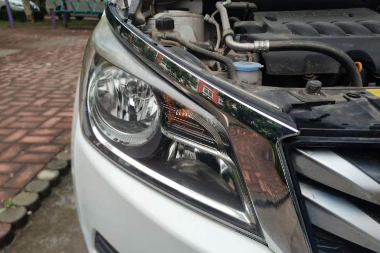Used Venucia T70 2016 2.0L Manual RuiQu Version Right Front Headlight