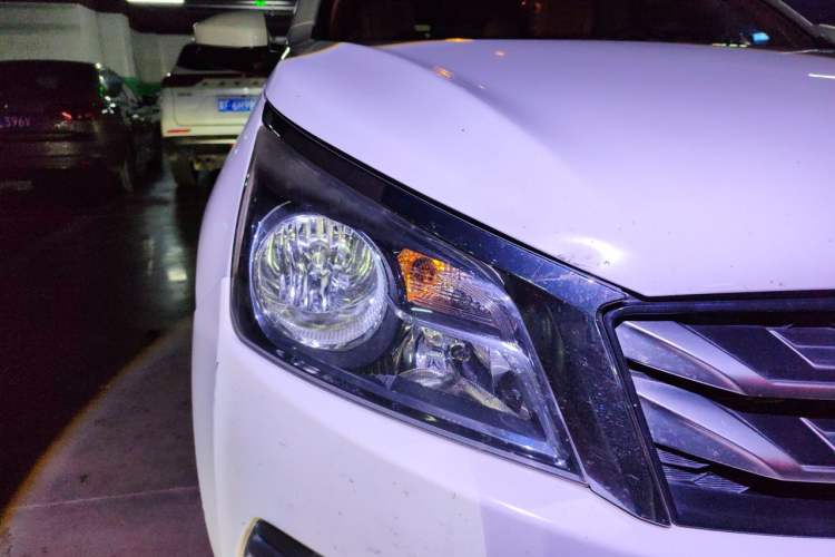 Used Venucia T70 2016 1.6L Manual Ruixing Edition Right Front Headlight