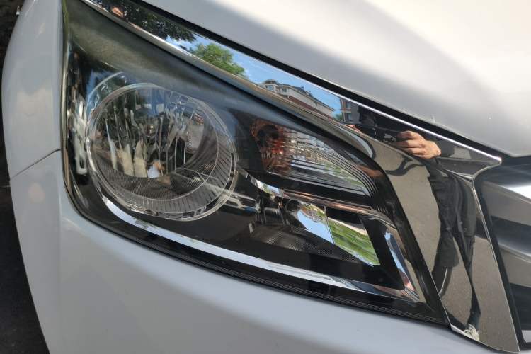 Used Venucia T70 2016 1.6L Manual Ruixing Edition Right Front Headlight