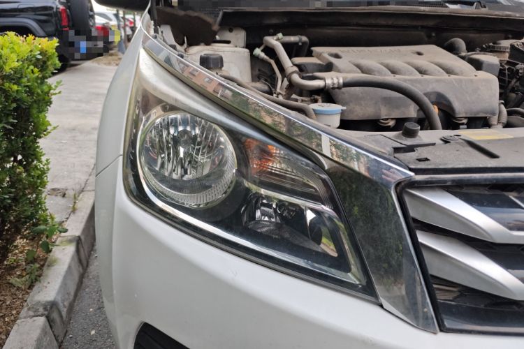 Used Venucia T70 2016 2.0L Manual RuiQu Version Right Front Headlight