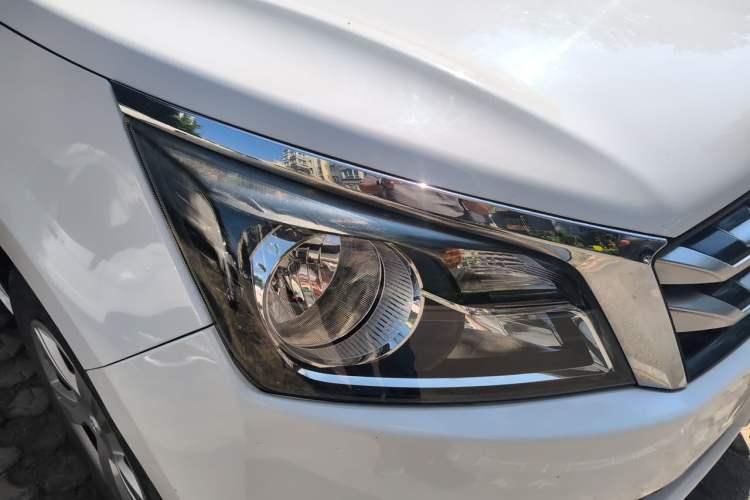 Used Venucia T70 2016 1.6L Manual Ruixing Edition Right Front Headlight