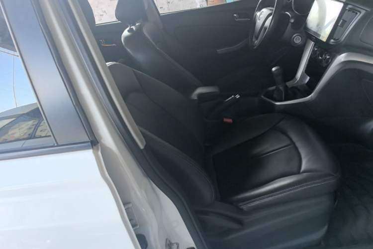 Used Venucia T70 2016 1.6L Manual Ruixing Edition Right Front Seat