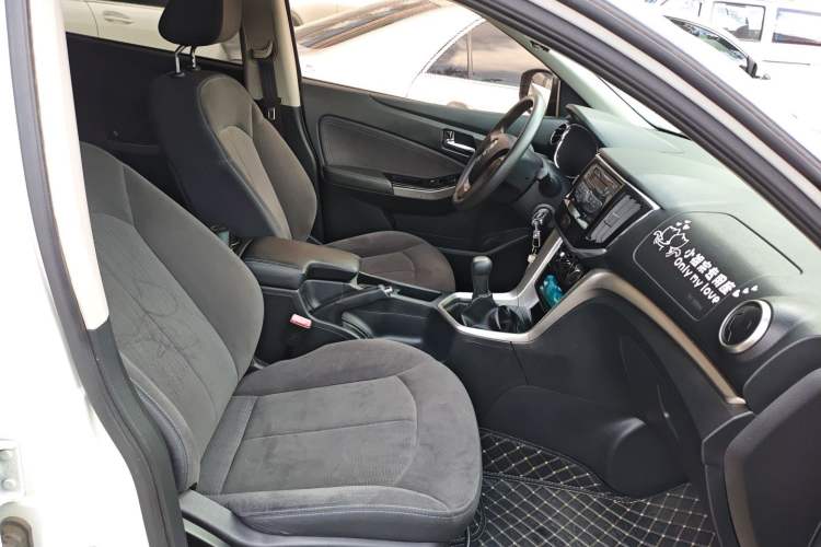 Used Venucia T70 2016 1.6L Manual Ruixing Edition Right Front Seat