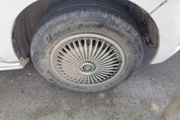 Used Venucia T70 2016 1.6L Manual Ruixing Edition Right Front Wheel Hub