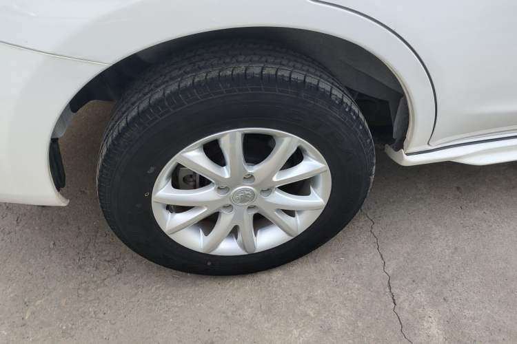 Used Venucia T70 2016 1.6L Manual Ruixing Edition Right Rear Wheel Hub