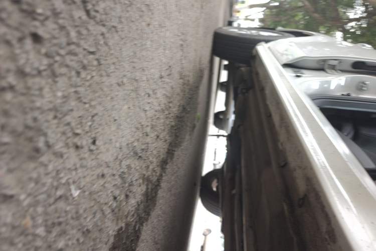 Used Venucia T70 2016 1.6L Manual Ruixing Edition Right Side Sill