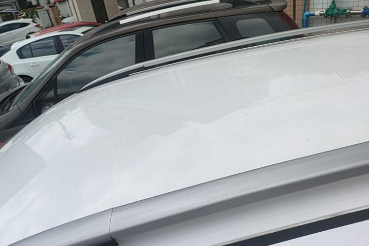 Used Venucia T70 2016 2.0L CVT Smart Choice Edition Roof