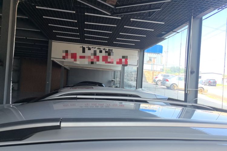 Used Venucia T70 2016 1.6L Manual Ruixing Edition Roof