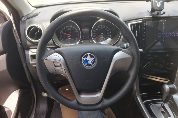 Used Venucia T70 2016 2.0L CVT Smart Choice Edition Steering Wheel