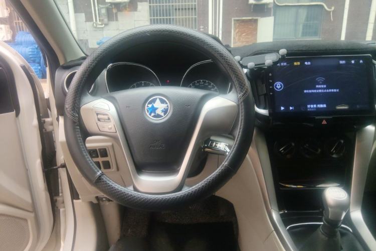 Used Venucia T70 2016 2.0L Manual RuiQu Version Steering Wheel