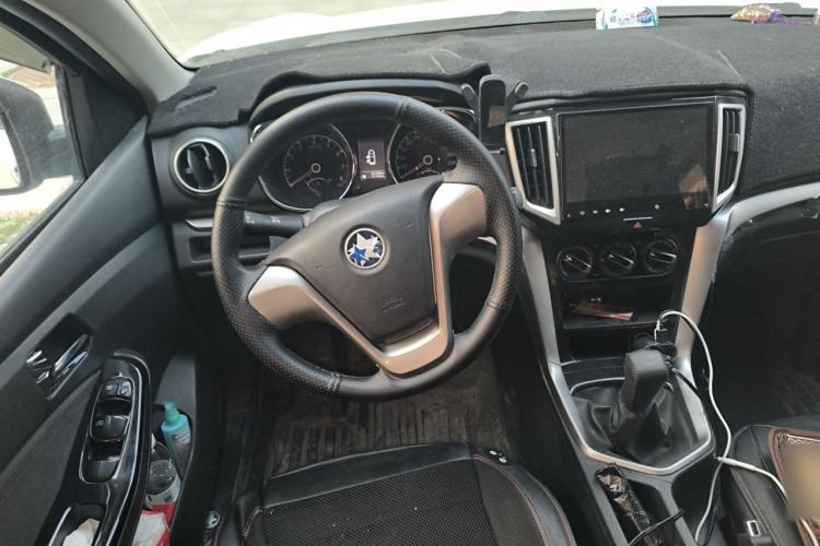 Used Venucia T70 2016 1.6L Manual Ruixing Edition Steering Wheel