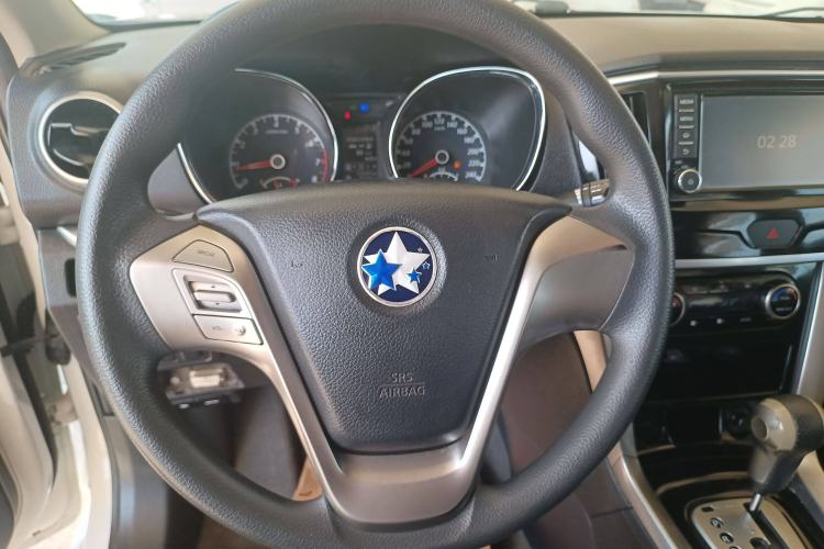 Used Venucia T70 2016 2.0L CVT Smart Edition Steering Wheel