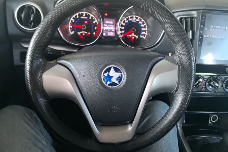Used Venucia T70 2016 1.6L Manual Ruixing Edition Steering Wheel