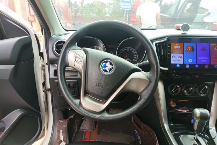Used Venucia T70 2016 2.0L CVT Smart Choice Edition Steering Wheel