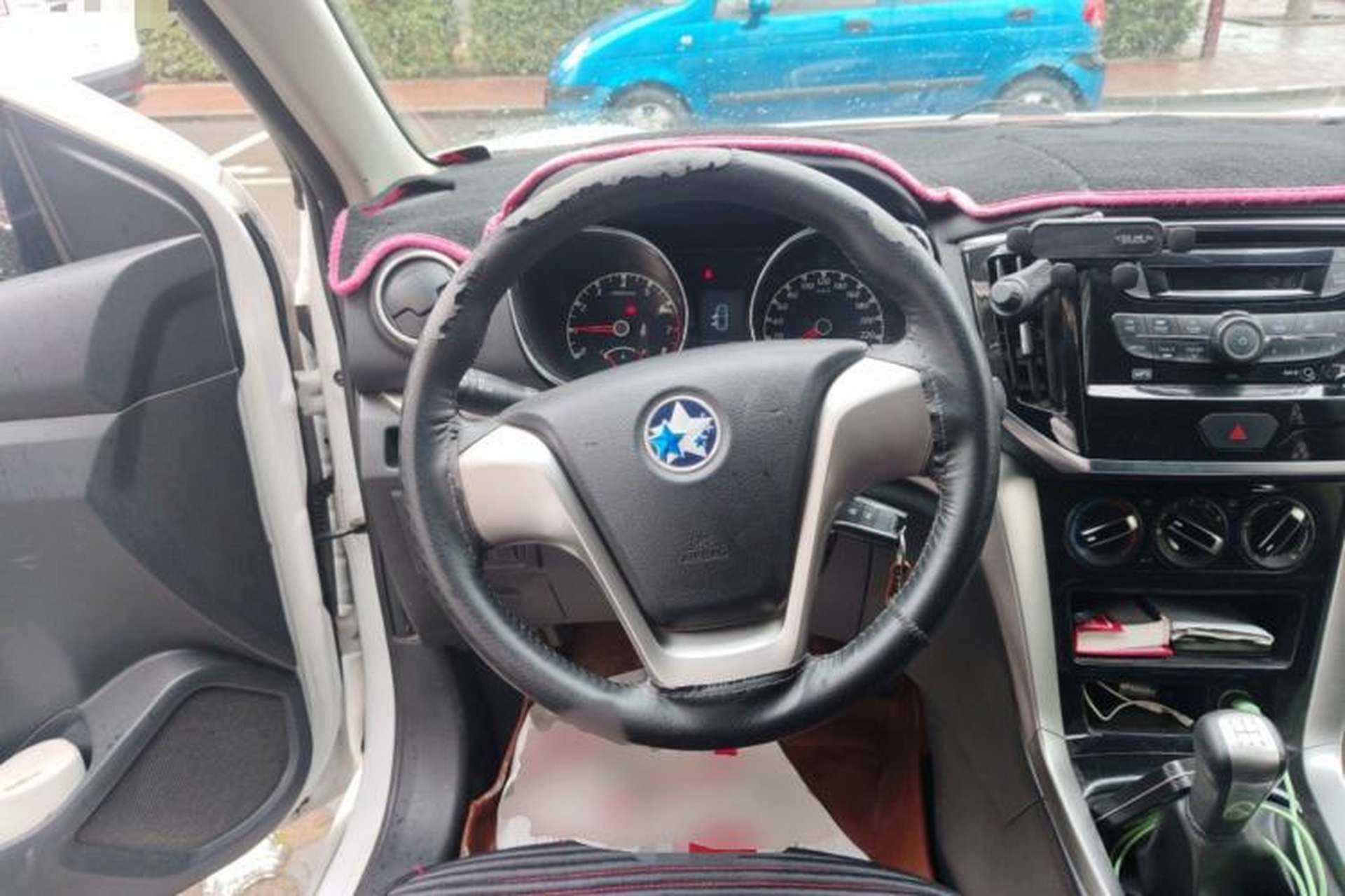 Used Venucia T70 2016 1.6L Manual Ruixing Edition Steering Wheel